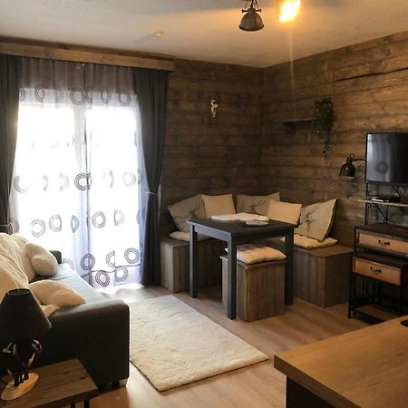 Appartement Zirbenduft Ferienhaus Fuenf Sinne Dobriach Luaran gambar