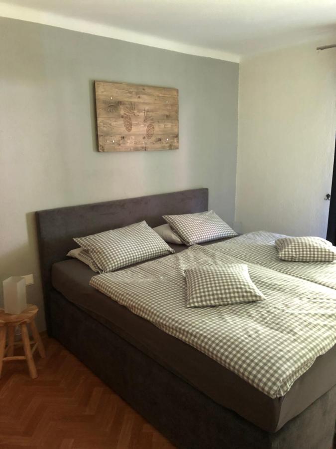 Appartement Zirbenduft Ferienhaus Fuenf Sinne Dobriach Luaran gambar